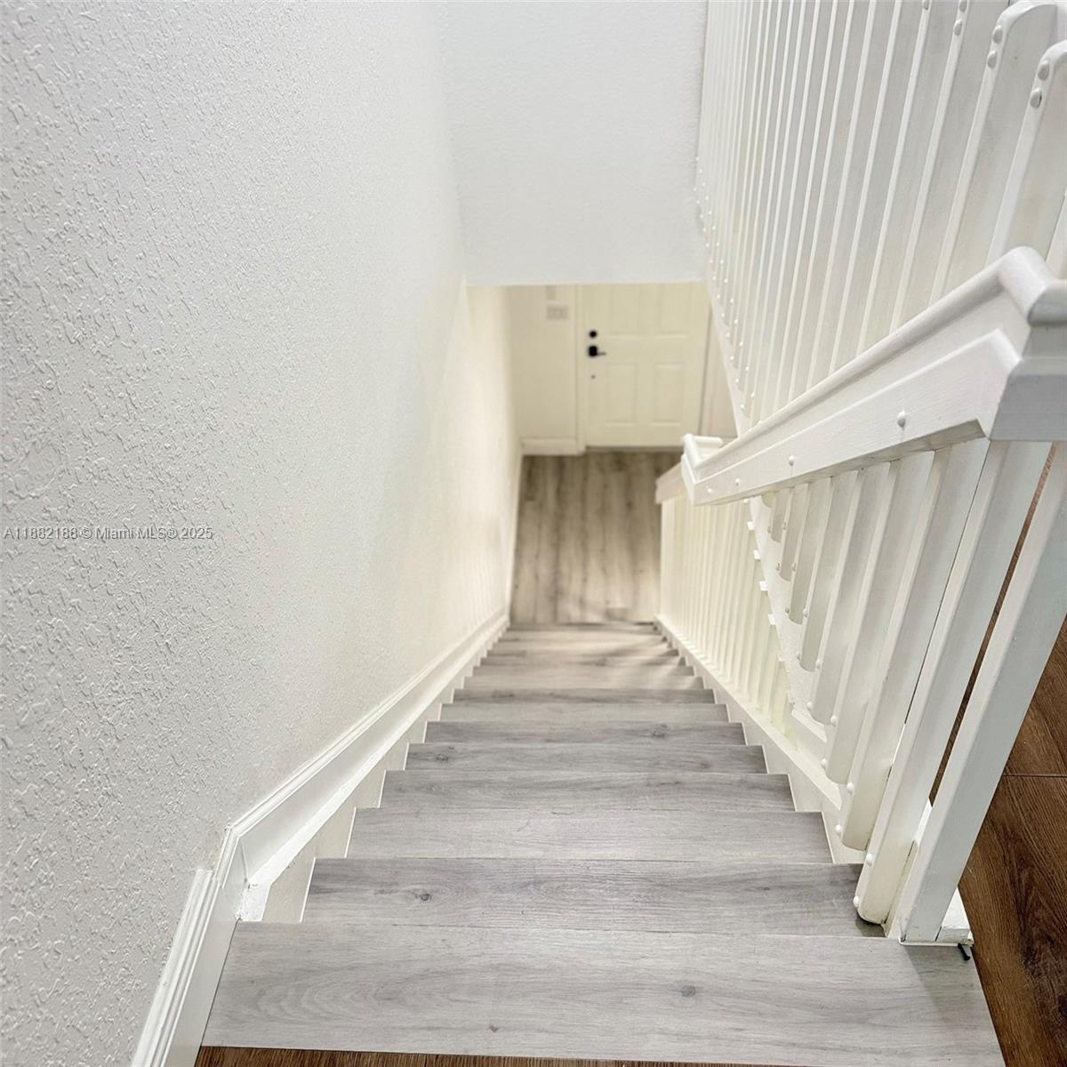 CATALINA PLACE - Residential Lease