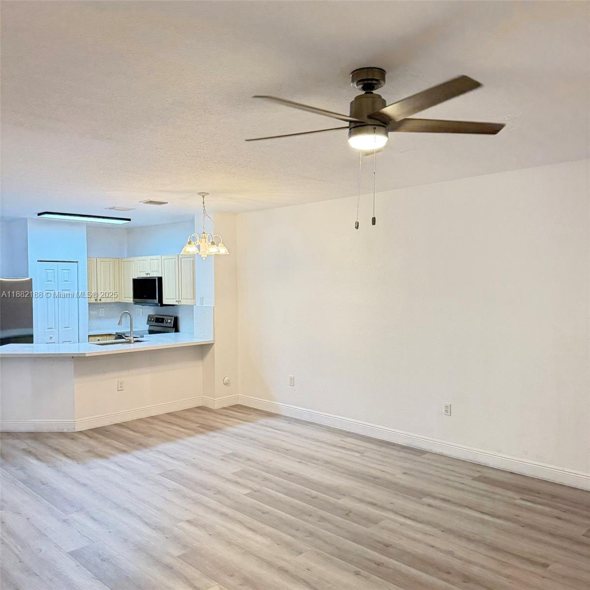 CATALINA PLACE - Residential Lease