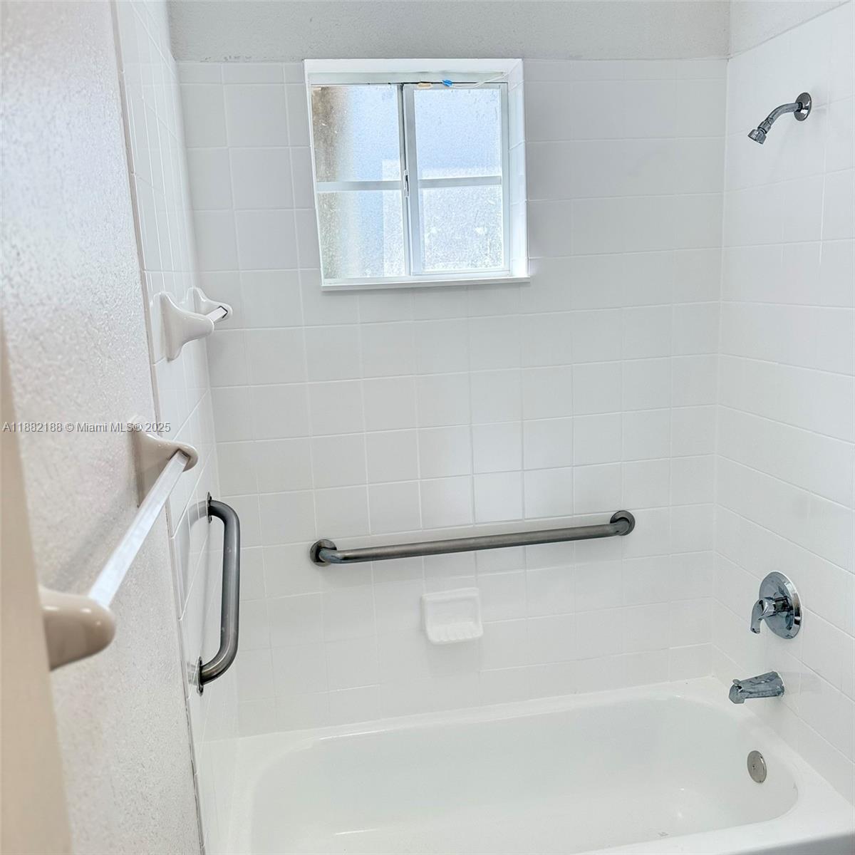 CATALINA PLACE - Residential Lease