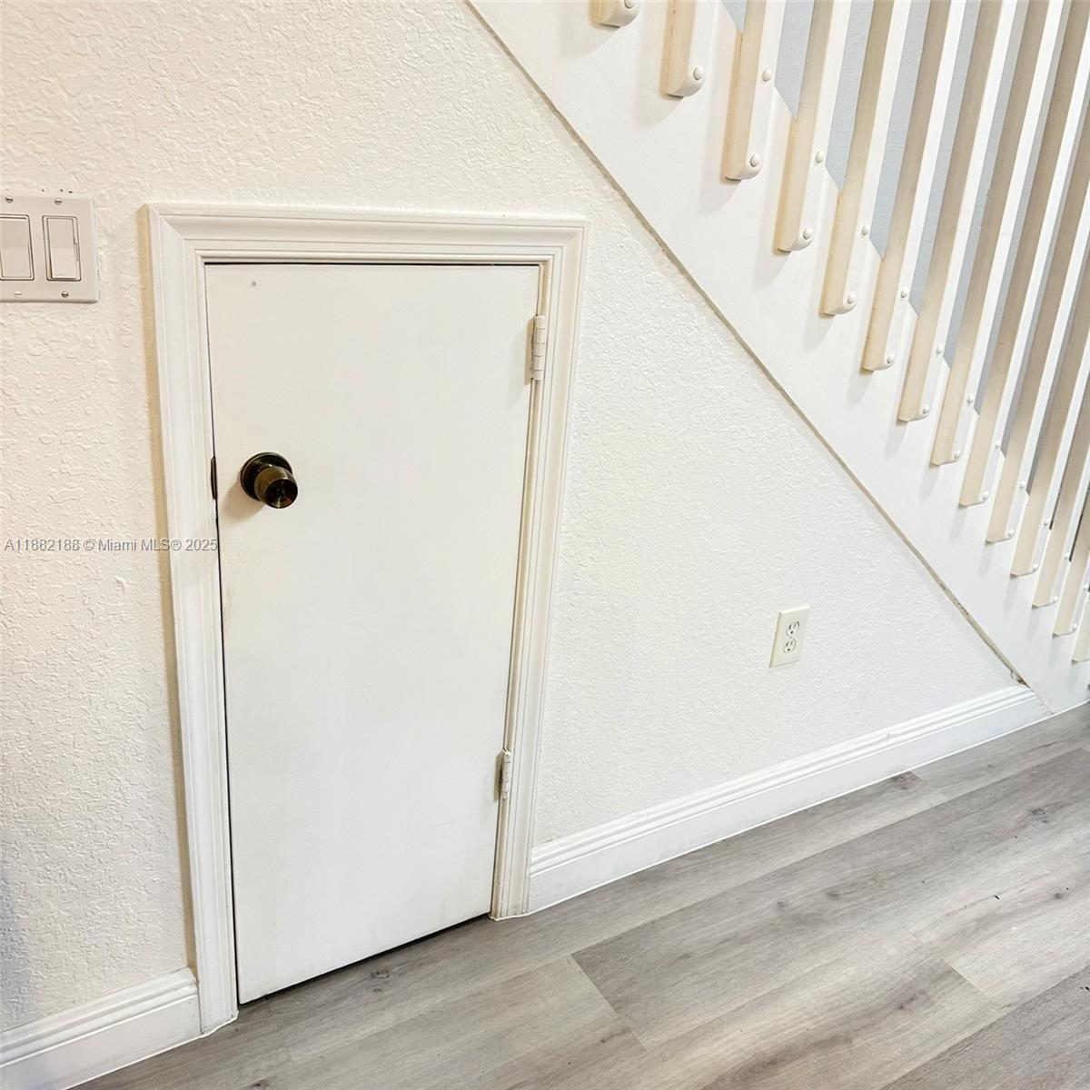 CATALINA PLACE - Residential Lease