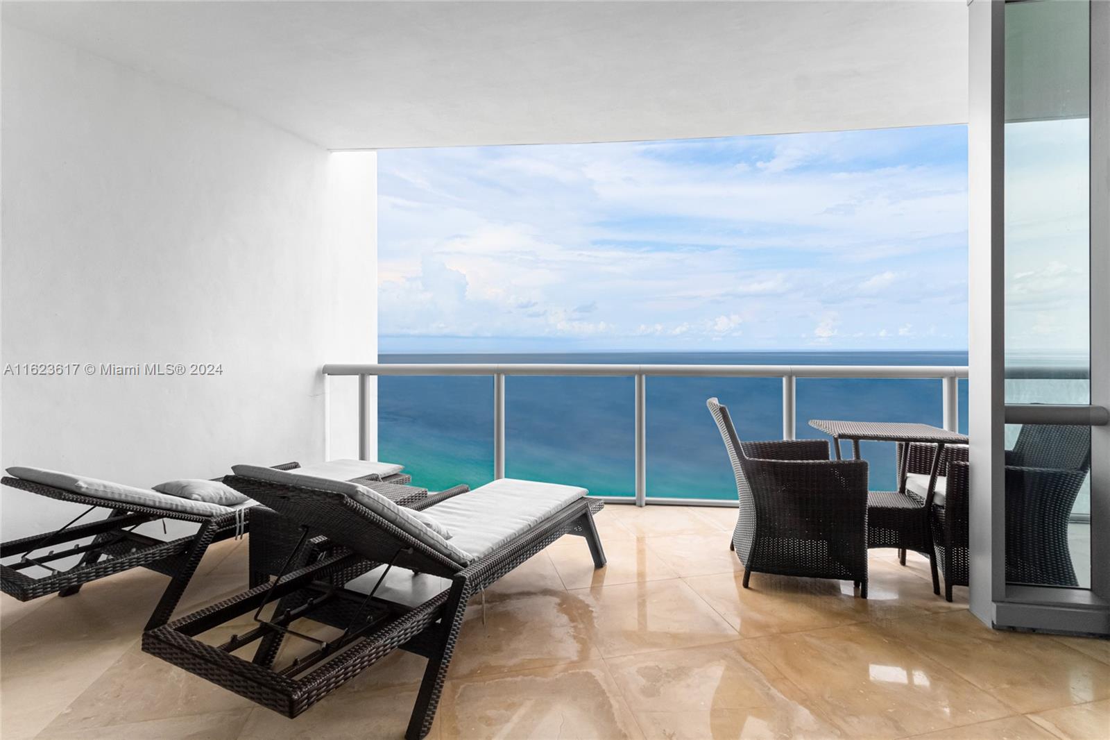 JADE OCEAN CONDO - Residential