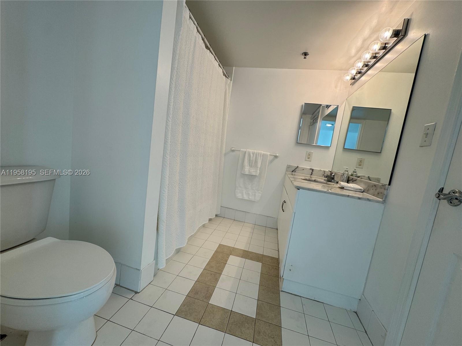 THE CLUB AT BRICKELL BAY - Residential Lease