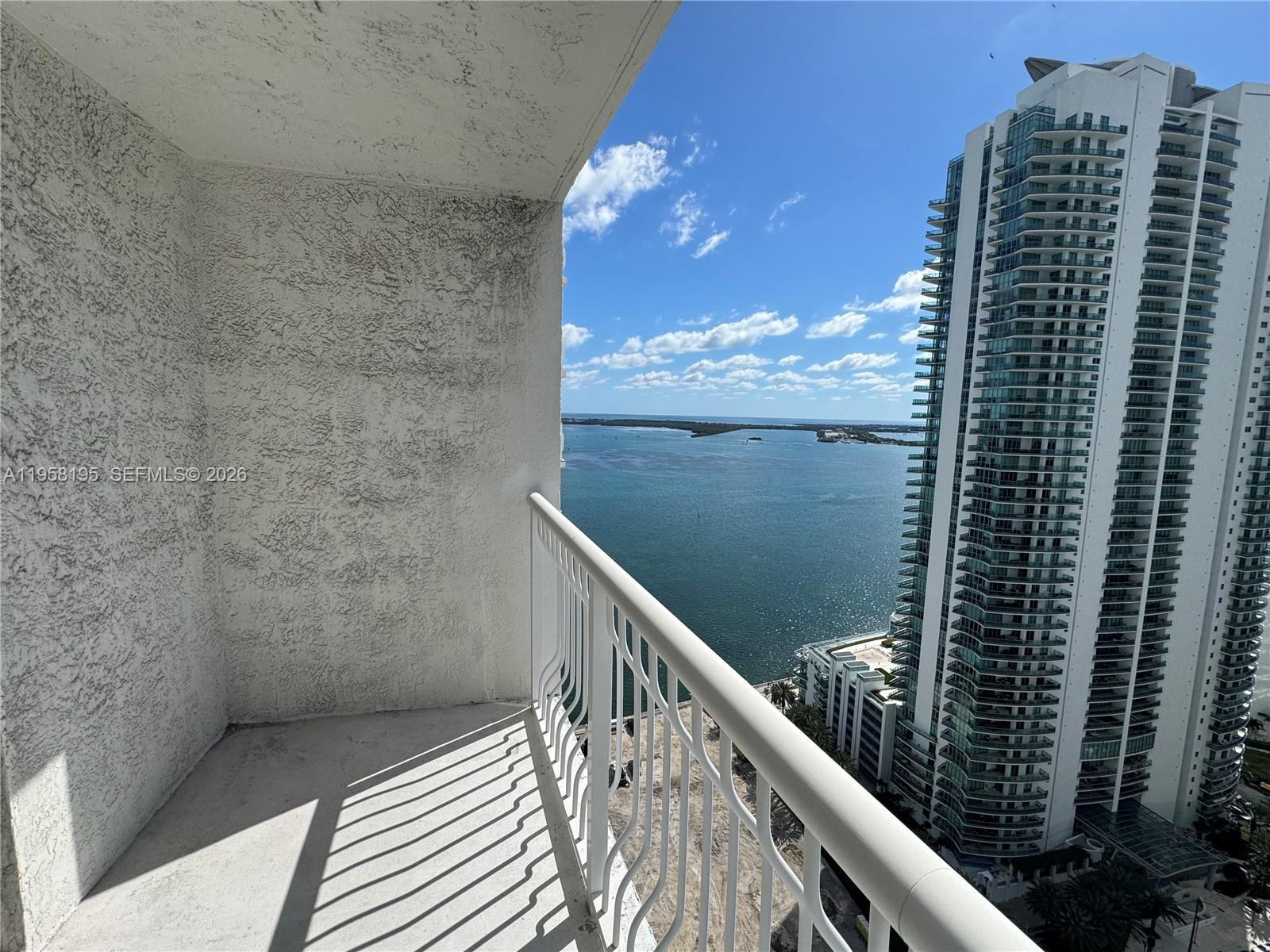 THE CLUB AT BRICKELL BAY - Residential Lease
