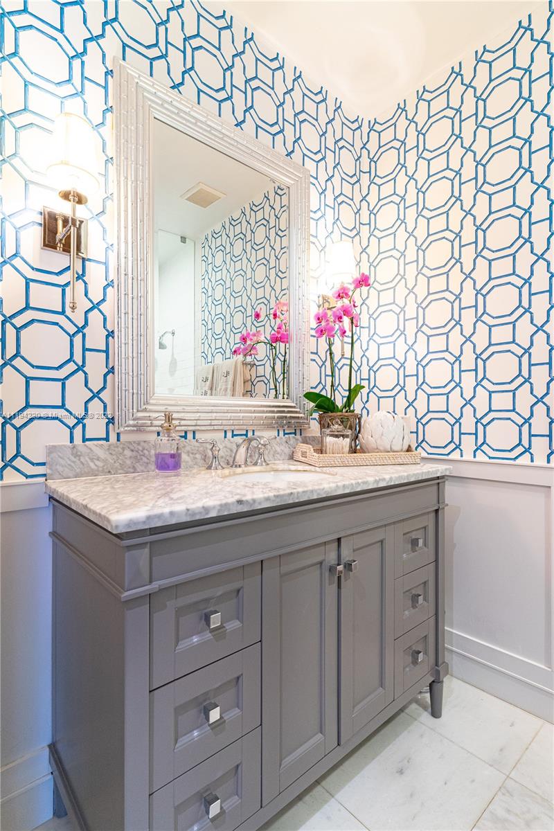 HELMS COUNTRY ESTATES ADD - Residential