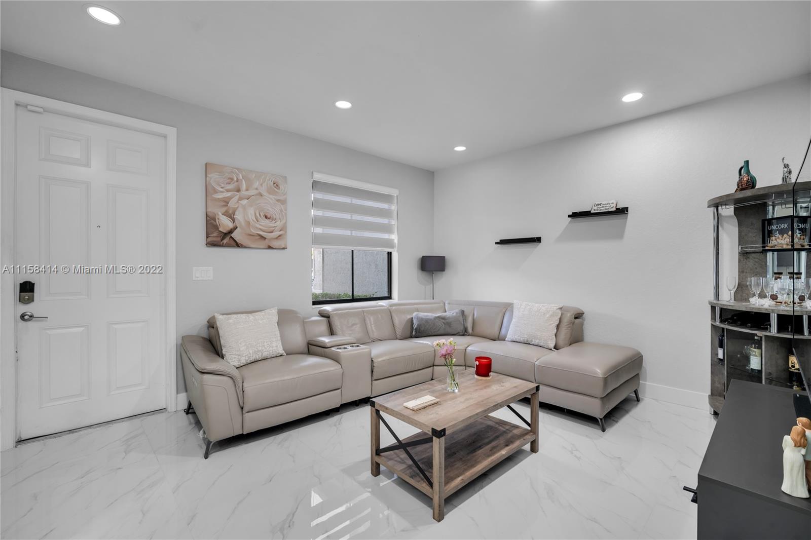 AQUABELLA SECTION TWO - Residential