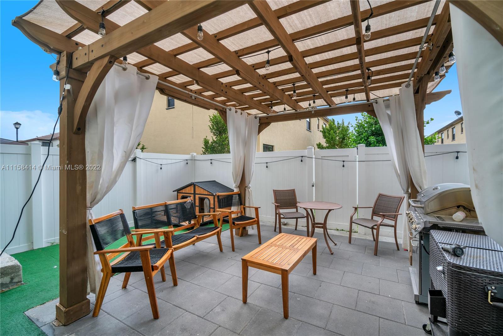 AQUABELLA SECTION TWO - Residential