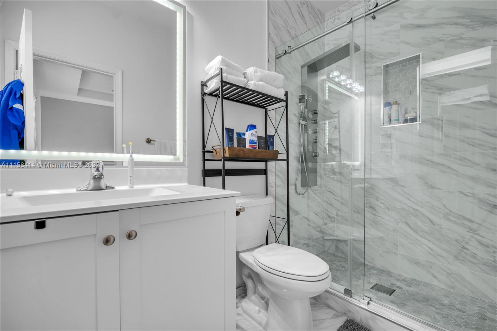AQUABELLA SECTION TWO - Residential