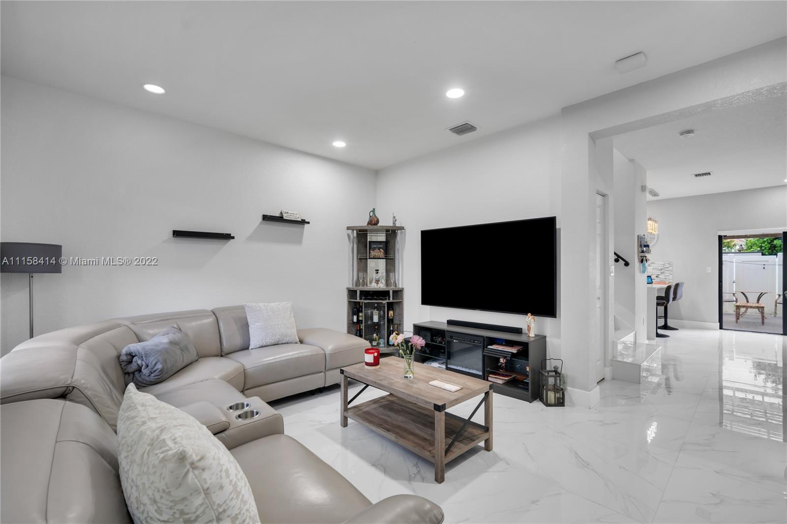 AQUABELLA SECTION TWO - Residential