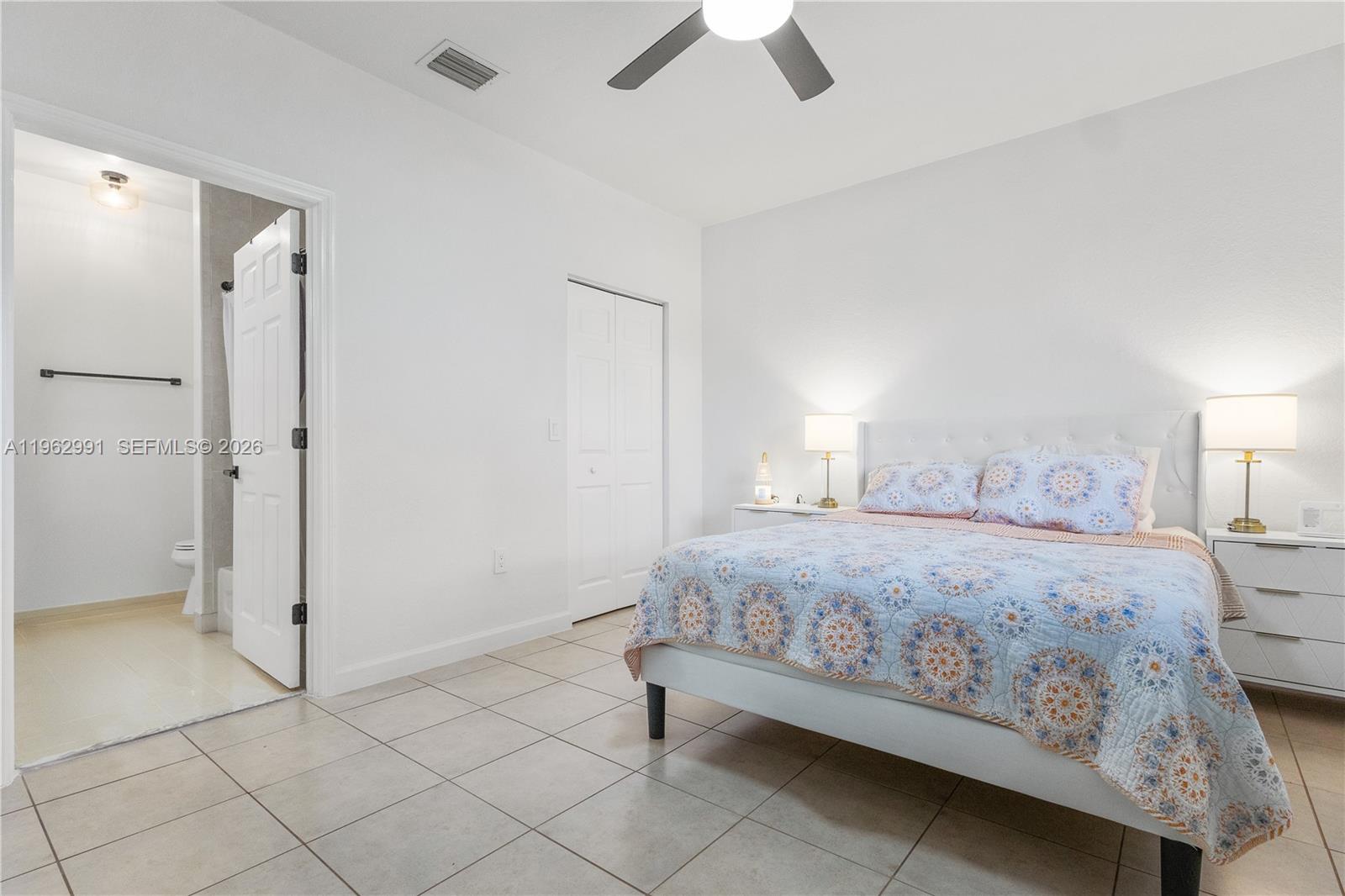 CARIBBEAN ISLES VILLAS CO - Residential