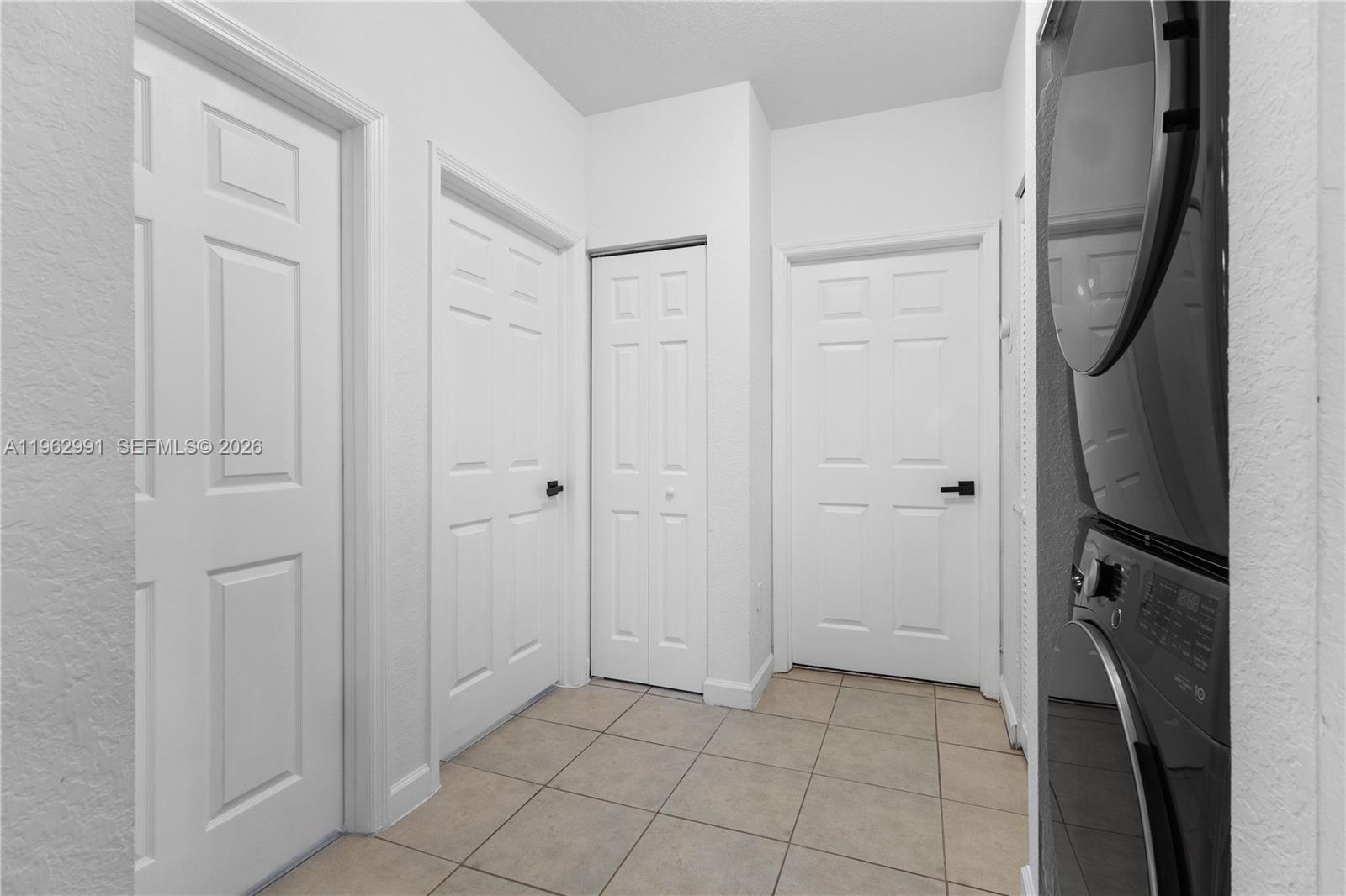 CARIBBEAN ISLES VILLAS CO - Residential