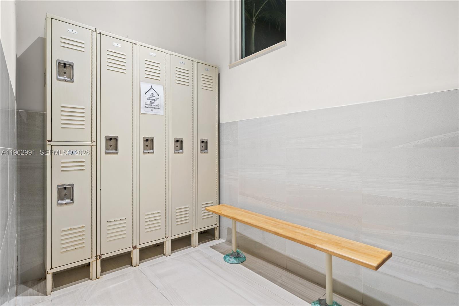 CARIBBEAN ISLES VILLAS CO - Residential