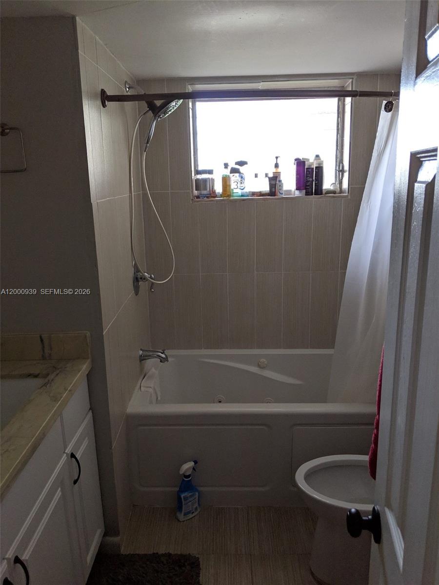 JADE WINDS GROUP ALLAMAND - Residential Lease