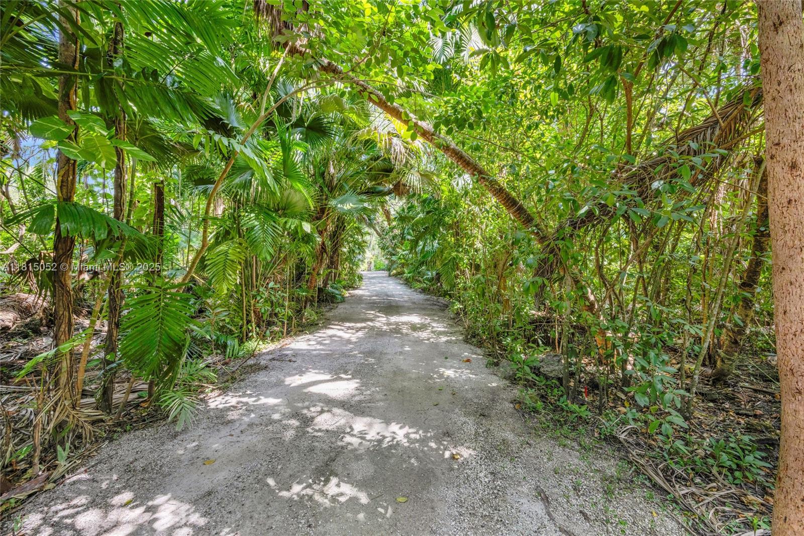 SNAPPER CREEK LAKES SUB - Residential