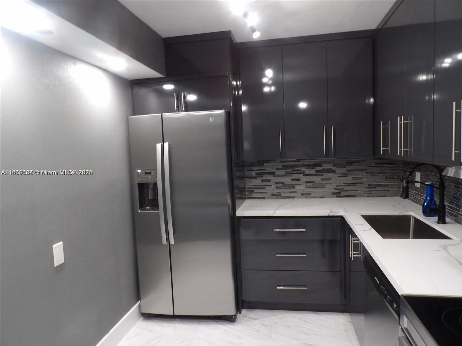 PARK PLACE CONDOMINIUM NO - Residential