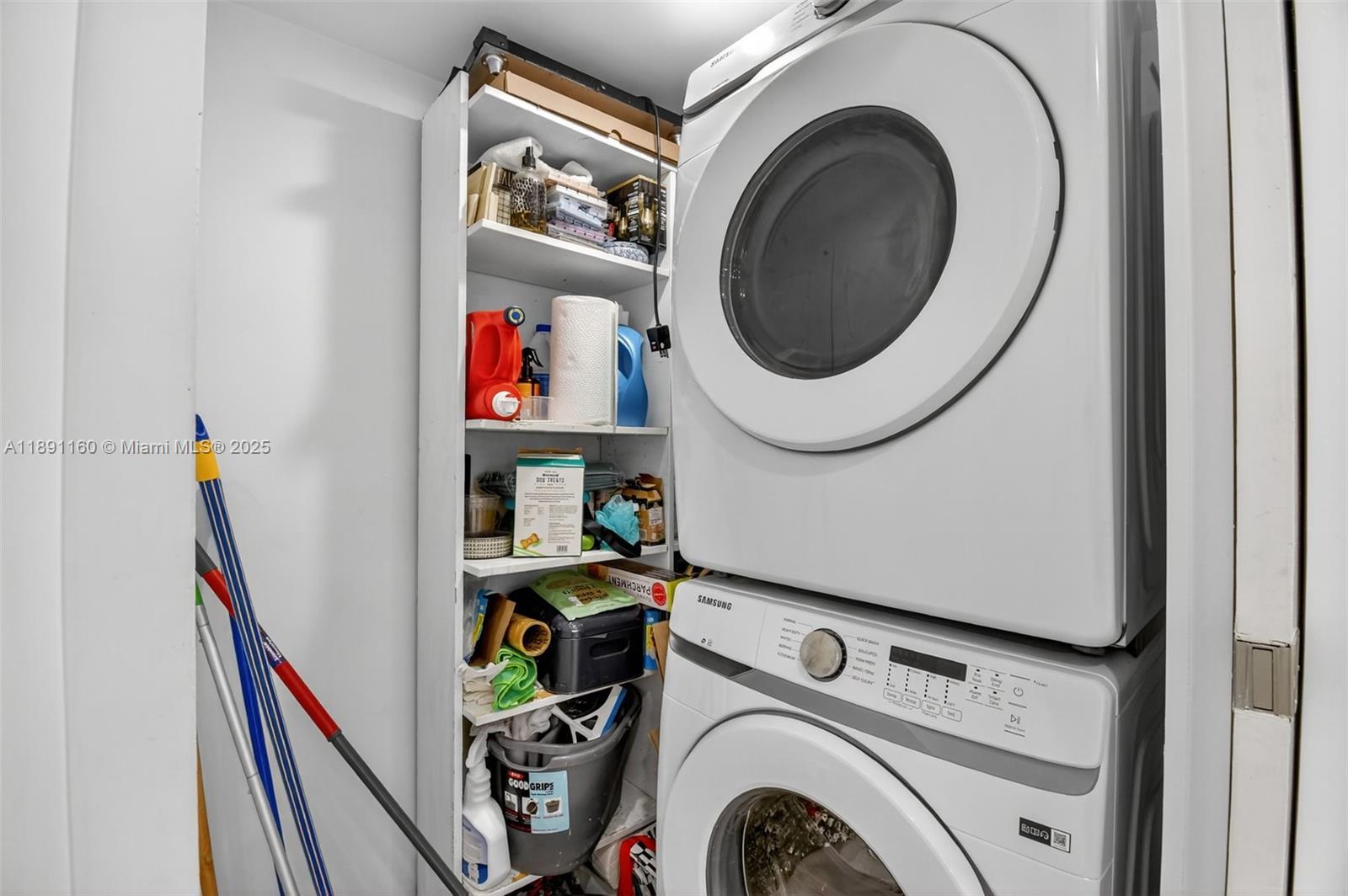 RIVERWOOD SEC 3 - Residential