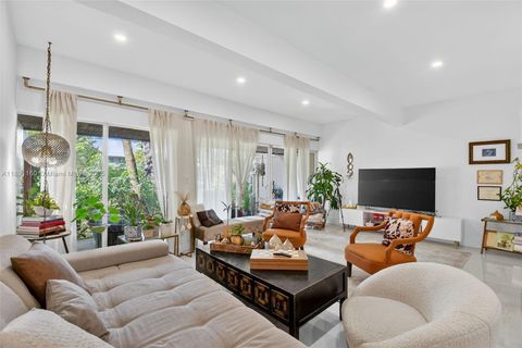 19220 NE 25th Ave 274B Miami FL 33180