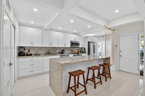 19220 NE 25th Ave 274B Miami FL 33180