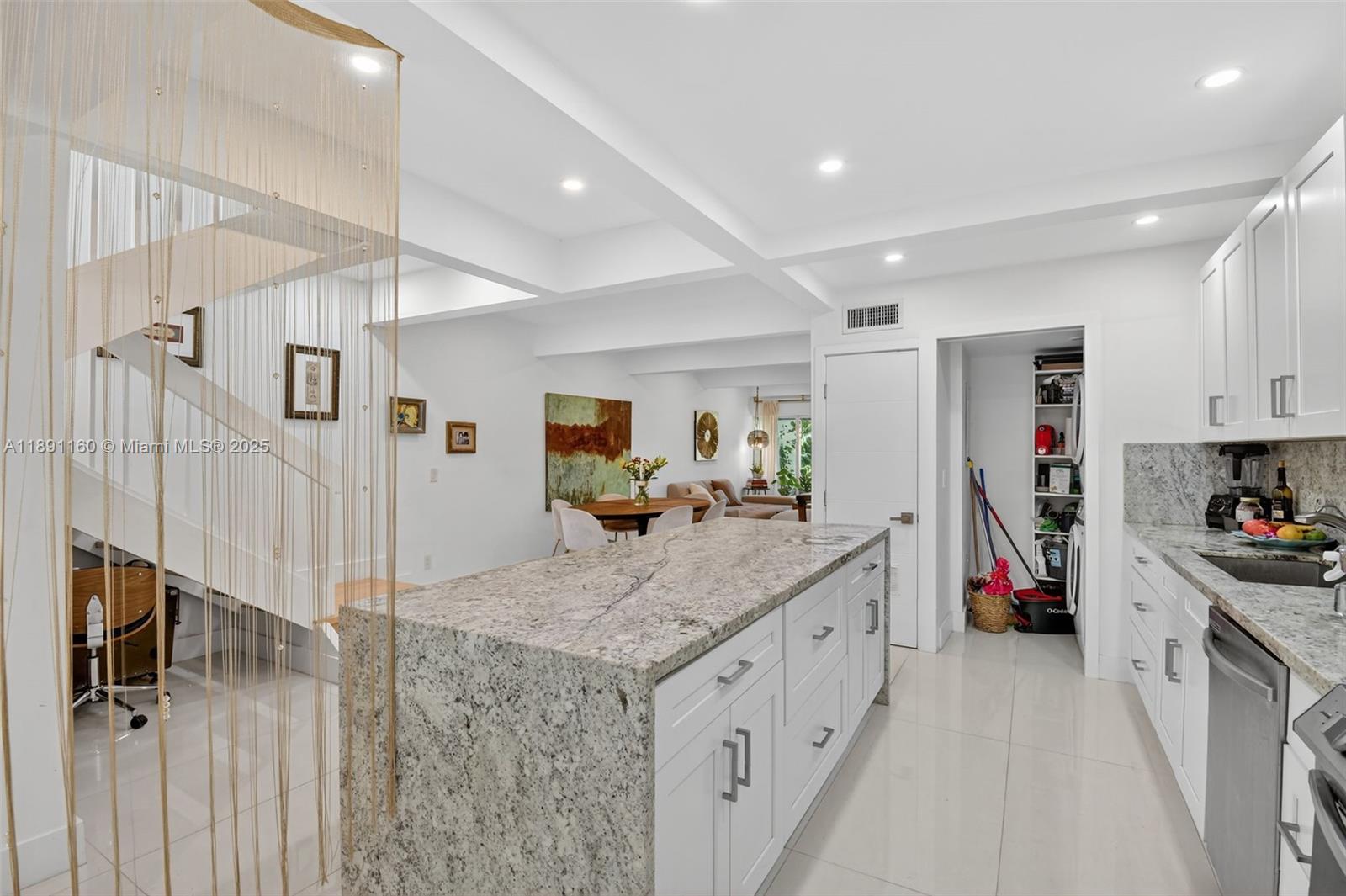 RIVERWOOD SEC 3 - Residential