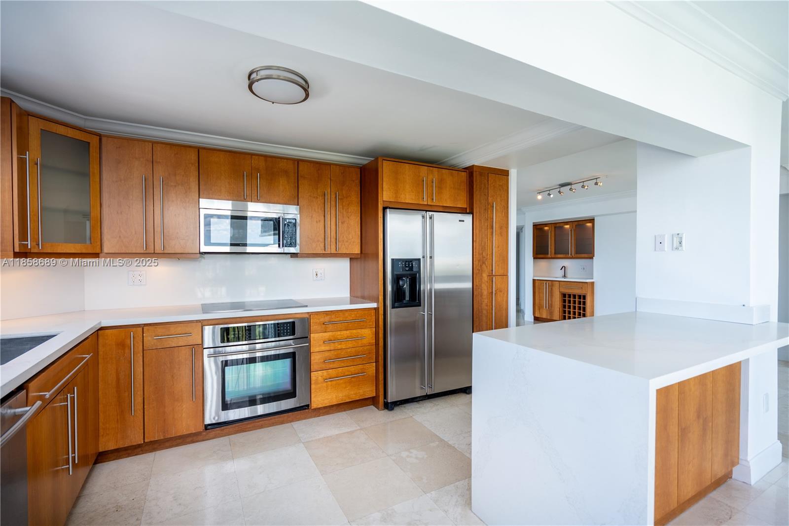 2333 Brickell Ave 1511