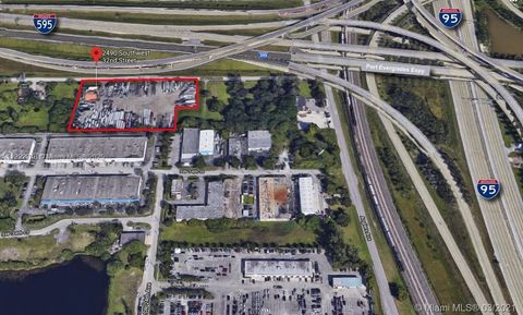 2490 SW 32nd St Dania Beach FL 33312