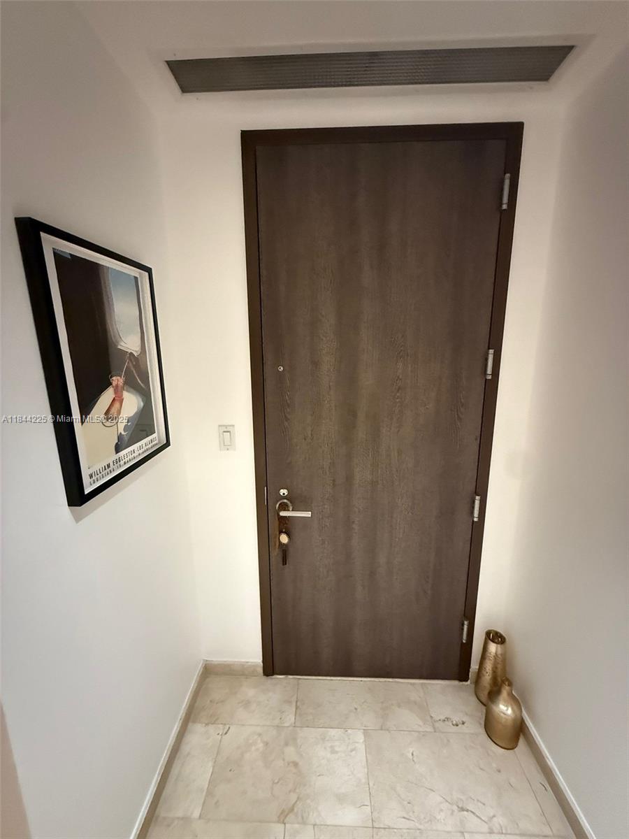 Exceptional opportunity to rent a stunning 2 bed/2 bath/Powder unit in the highly sought-after Reach condo. Beautifully designed offering luxury and comfort. State-of-the-art amenities. Fully-equipped fitness center, resort-style pool, and a tranquil spa. The building is within Brickell City Centre complex, offering direct access to shopping, dining, and entertainment. Situated in the heart of Miami’s financial district, Brickell provides unparalleled convenience with easy access to major businesses, transportation hubs, the Miami International Airport, and iconic Miami Beach. Don't miss this rare opportunity to experience the best that Brickell has to offer.