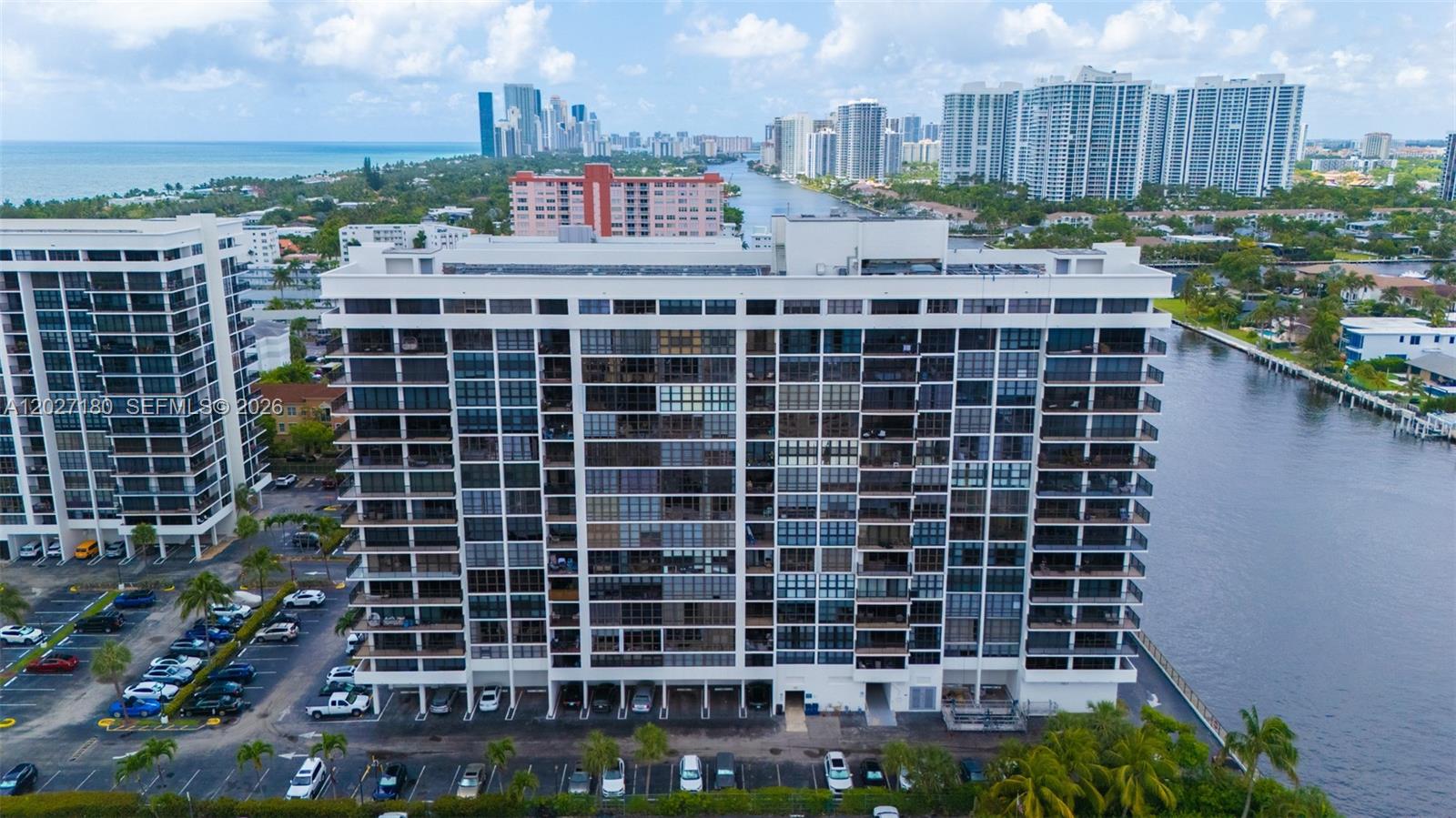 AVANT GARDE CONDO - Residential