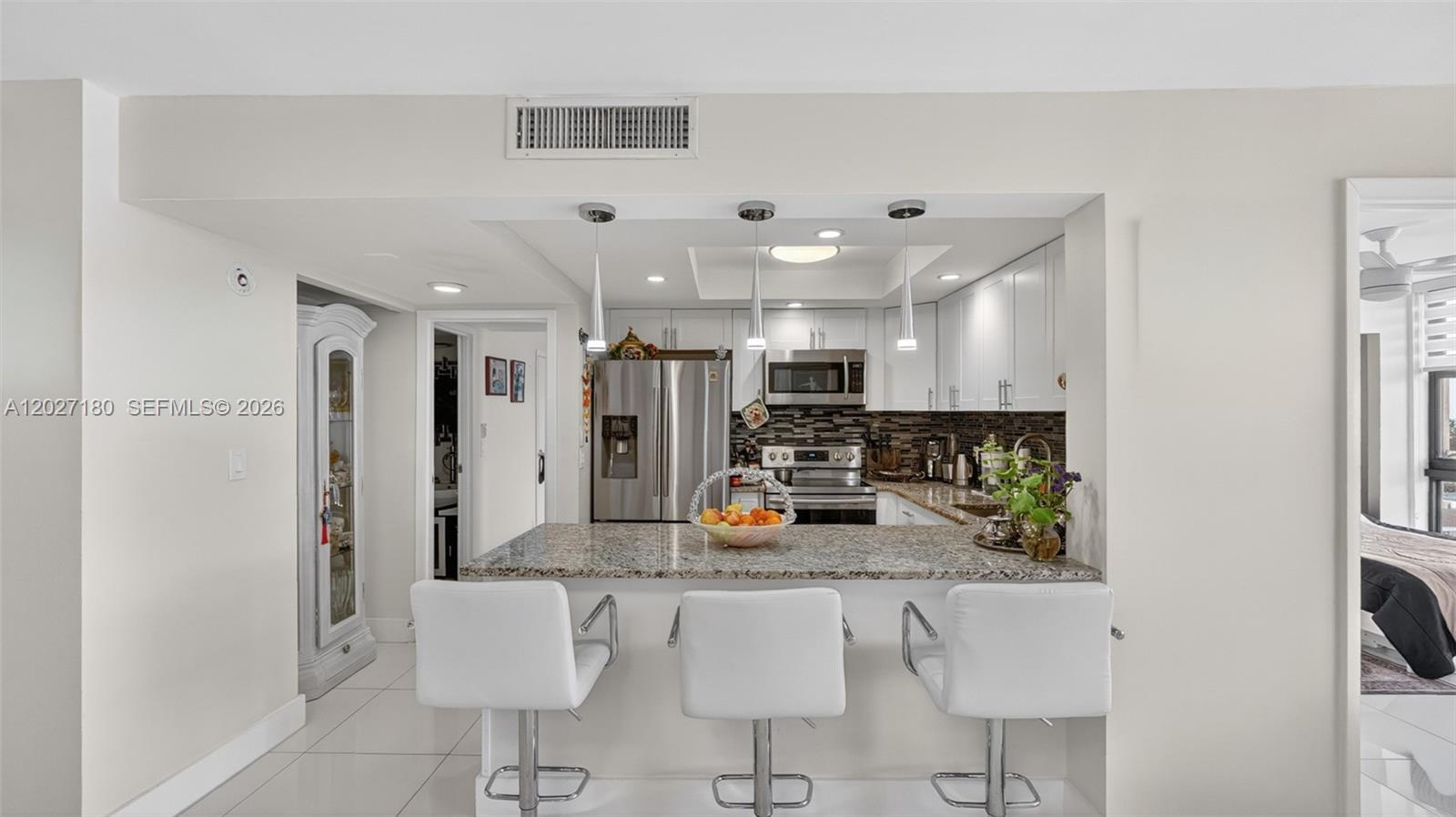 AVANT GARDE CONDO - Residential