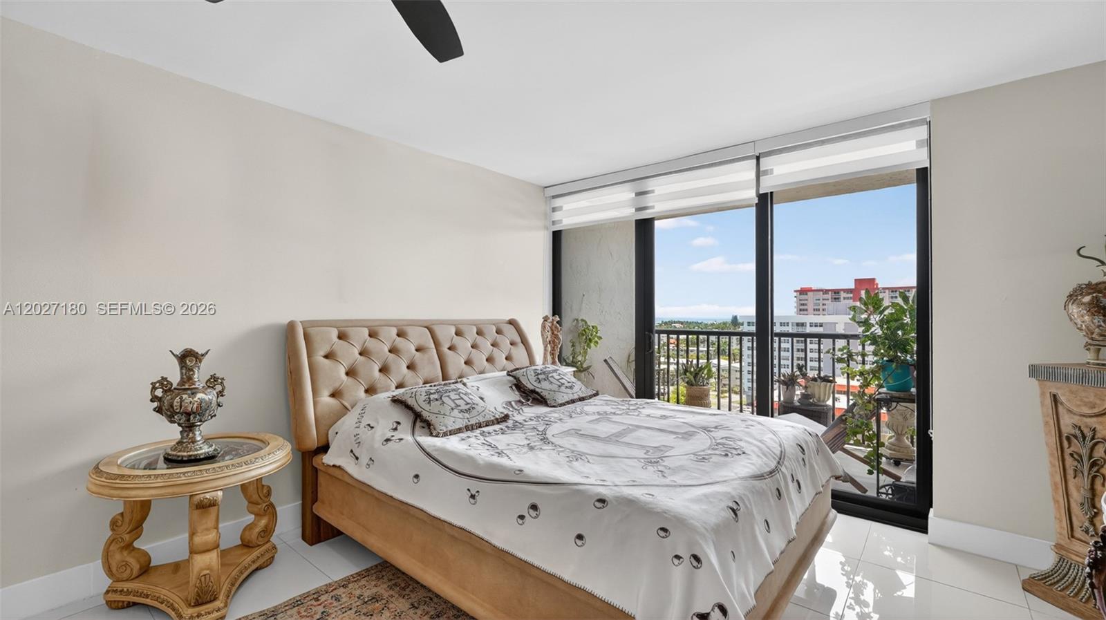 AVANT GARDE CONDO - Residential