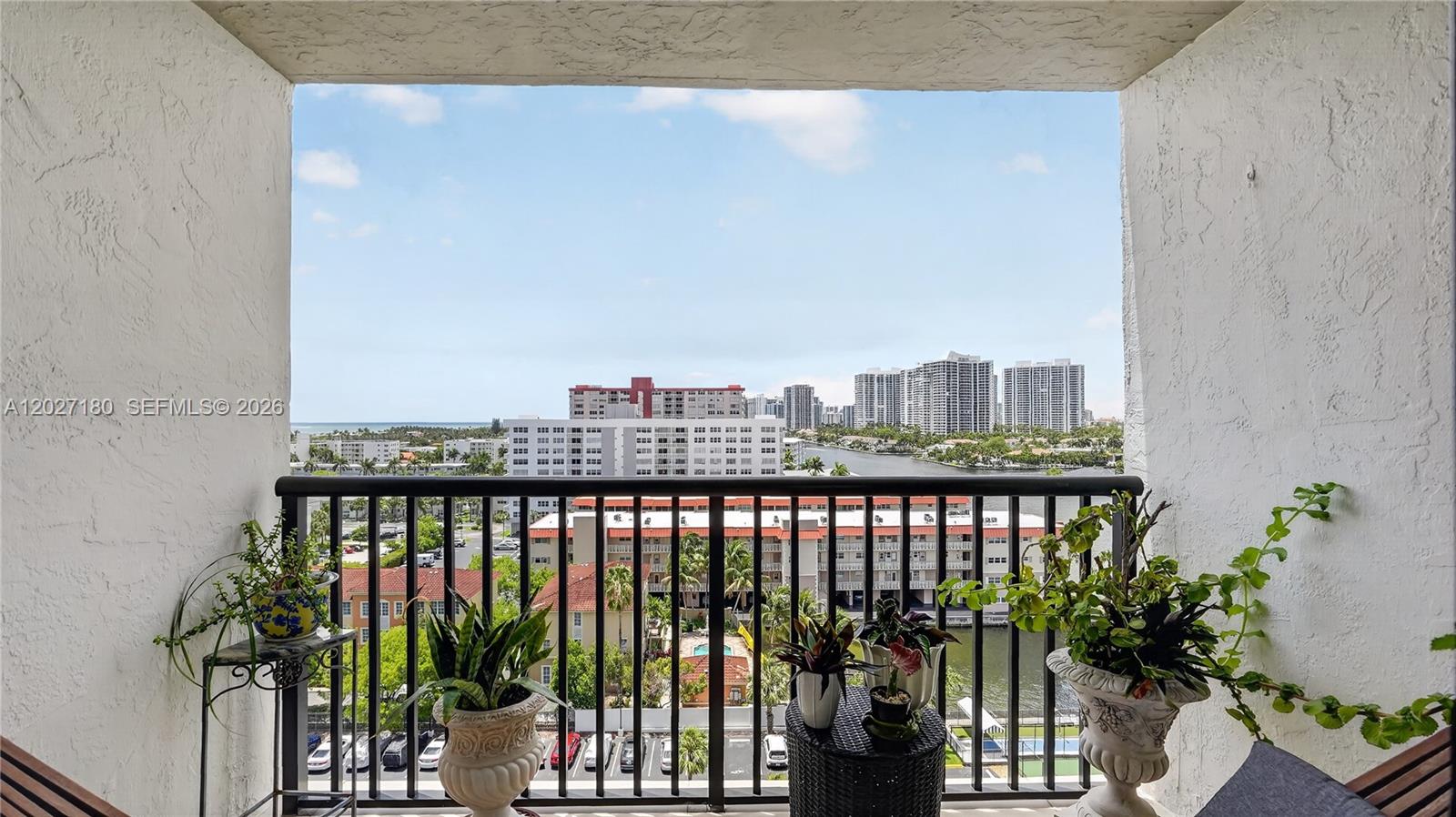 AVANT GARDE CONDO - Residential