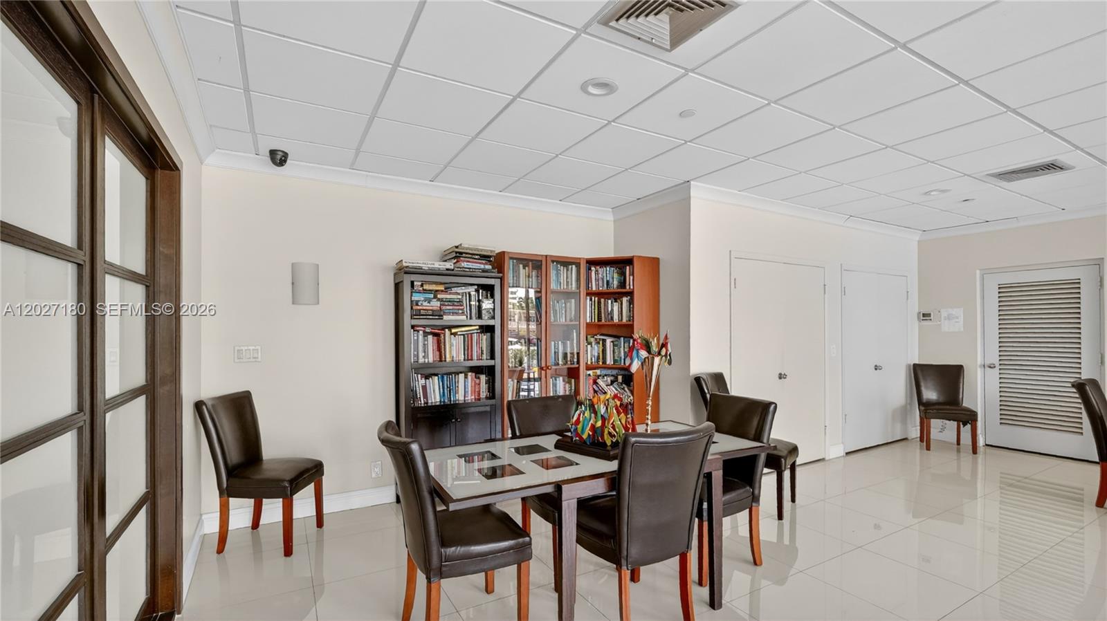 AVANT GARDE CONDO - Residential