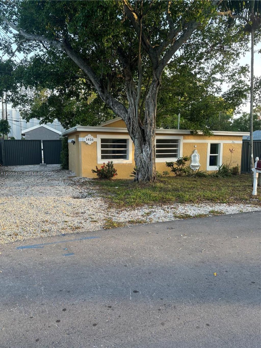 Photo of 1416 SW 33rd Ct #0, Fort Lauderdale, FL 33315 (MLS # A12008470)