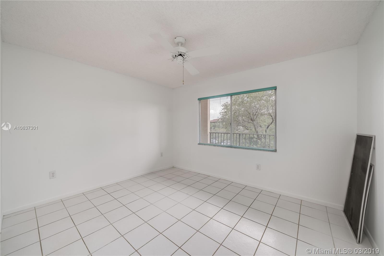 SUFFOLK AT CENTURY VILLAG - Residential