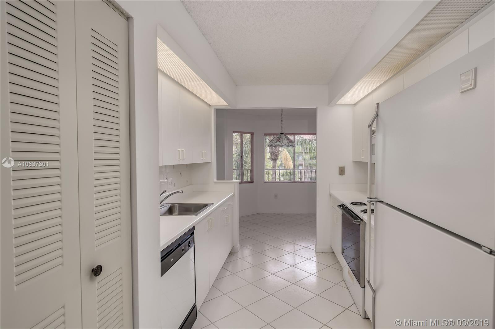 SUFFOLK AT CENTURY VILLAG - Residential