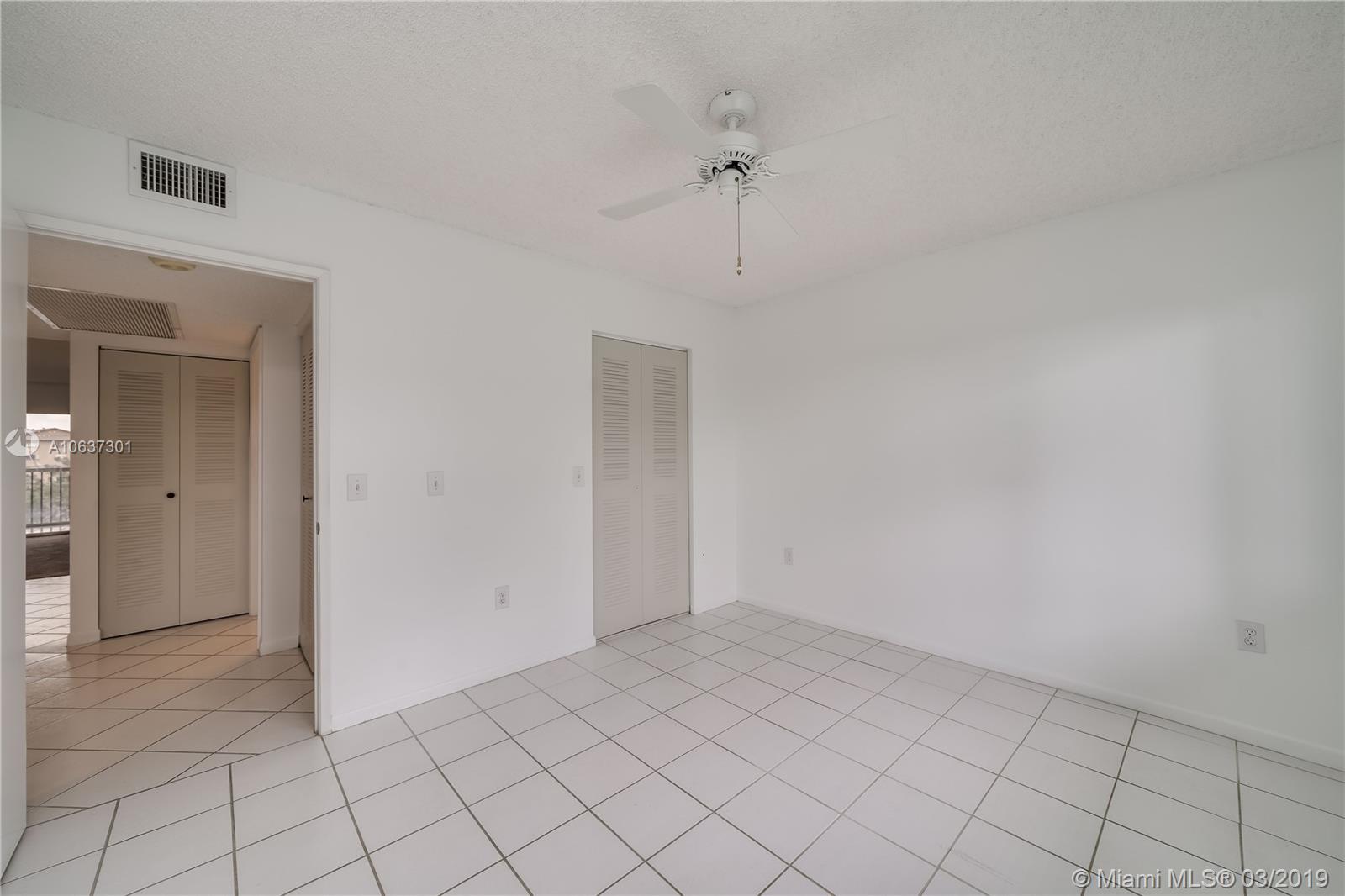 SUFFOLK AT CENTURY VILLAG - Residential