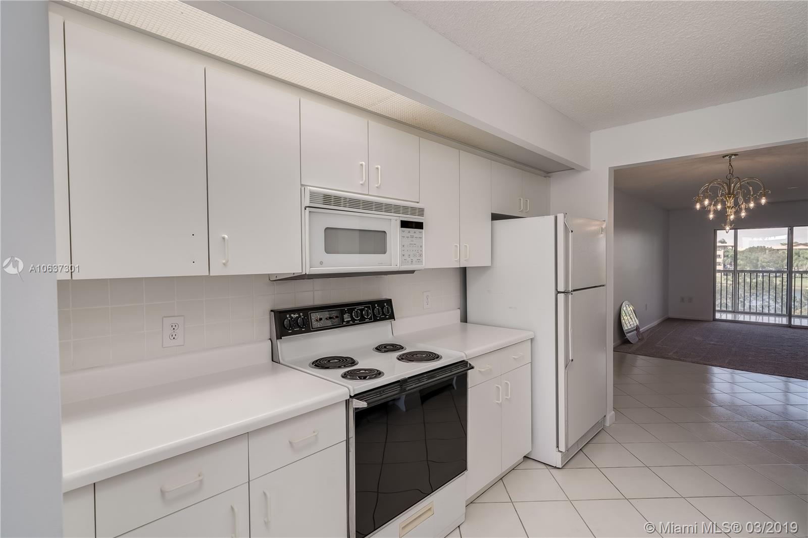 SUFFOLK AT CENTURY VILLAG - Residential