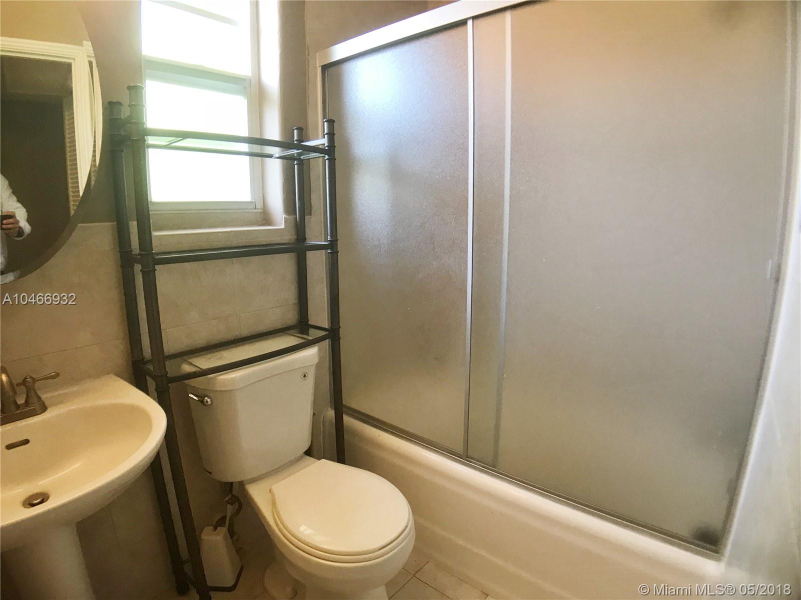 1535 MERIDIAN AVE CONDO - Residential Lease