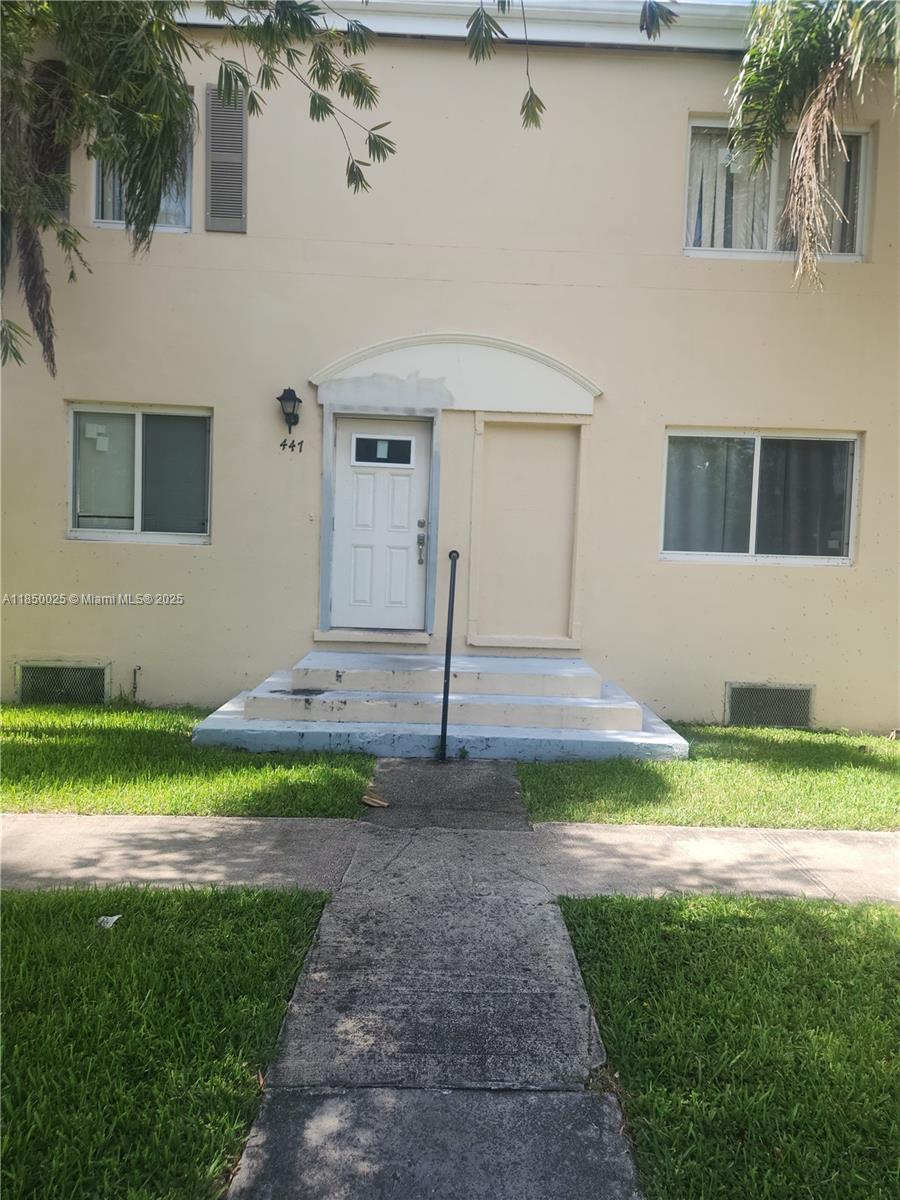 447 NW 83rd St 447, Miami, FL, 33150/$399,000 1 447 NW 83rd St 447