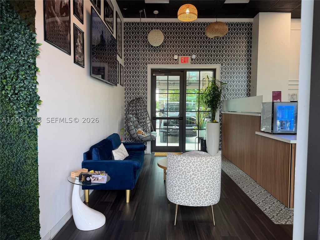 Photo of Davie, FL 33314 (MLS # A12061728)