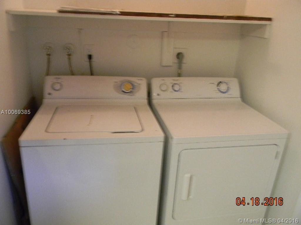 Davie First Add 6-39 B 15 - Residential Lease