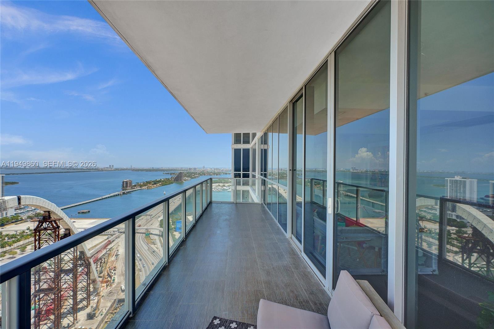 MARQUIS CONDO - Residential