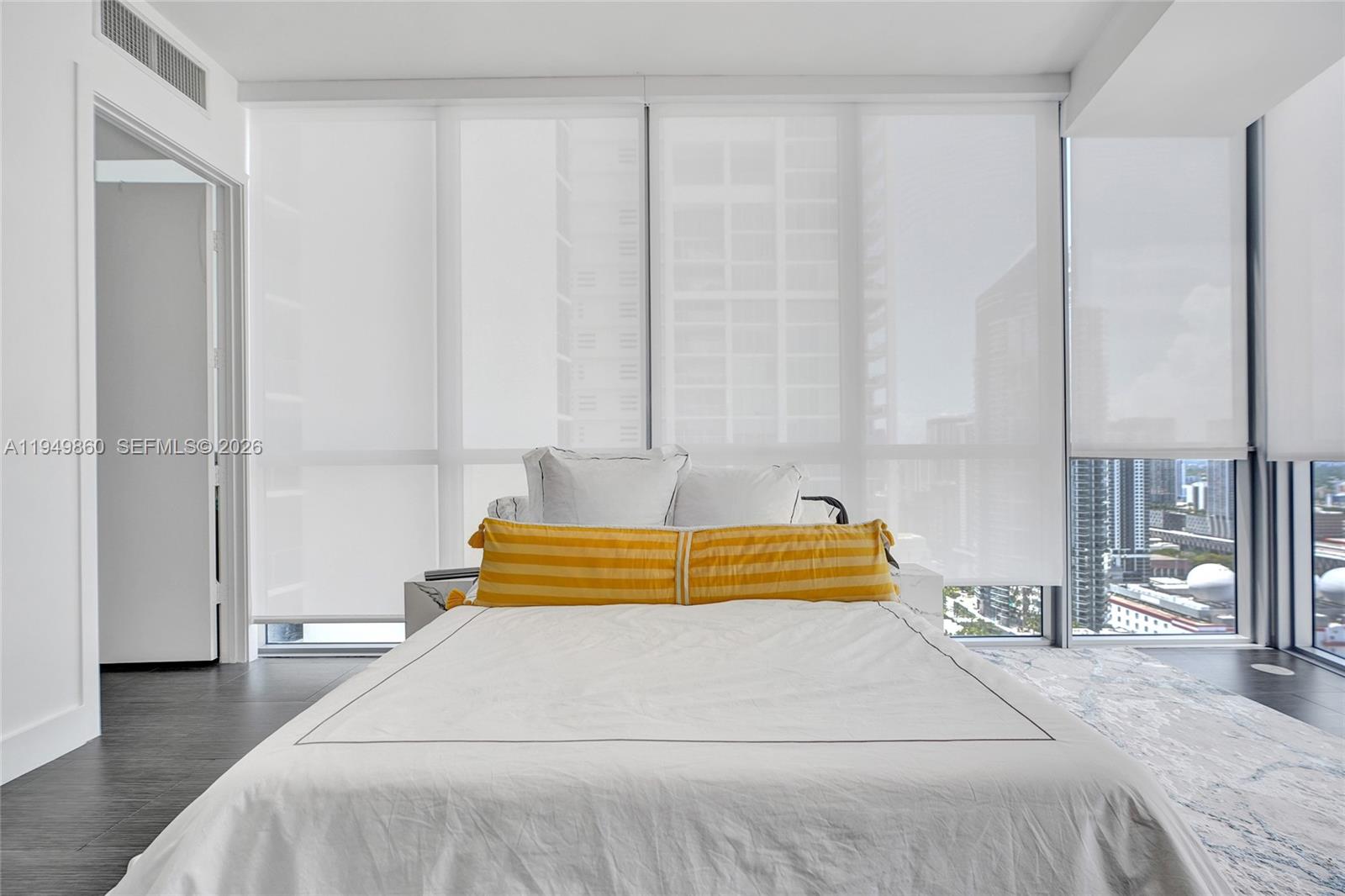 MARQUIS CONDO - Residential