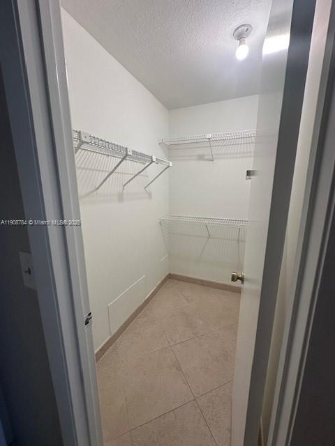 VALENCIA TOWNHOMES - Residential Lease