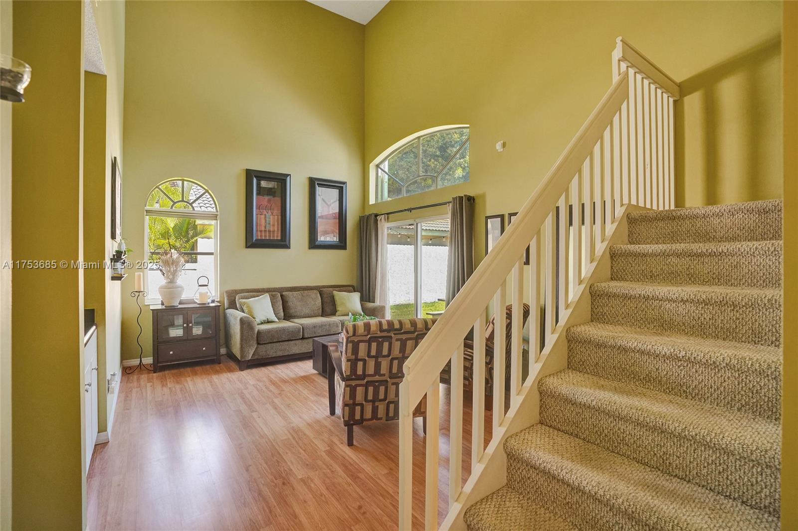 417 SW 195th Ave