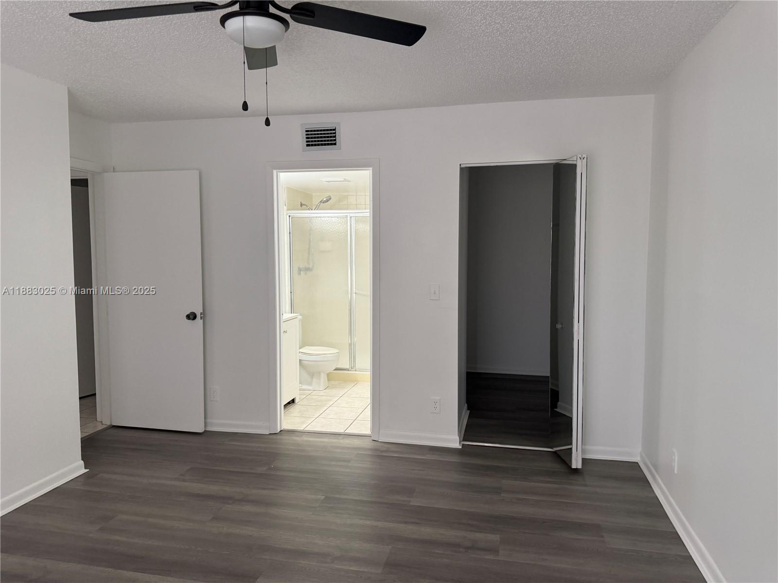 PALM CLUB VILLAGE II COND - Residential Lease