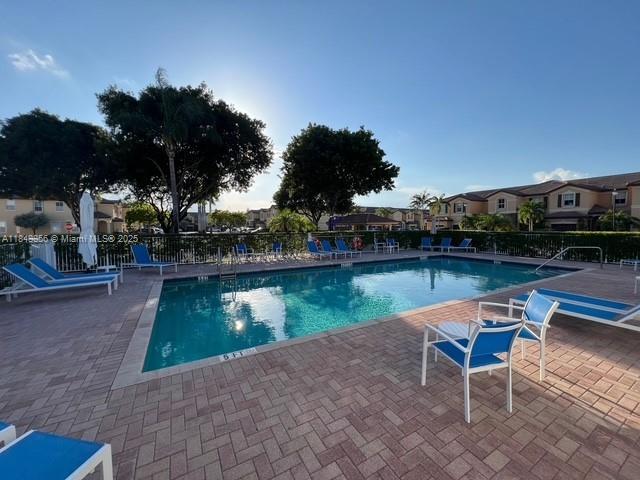 VILLA BELLO - Residential