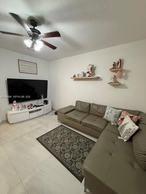 VILLA BELLO - Residential