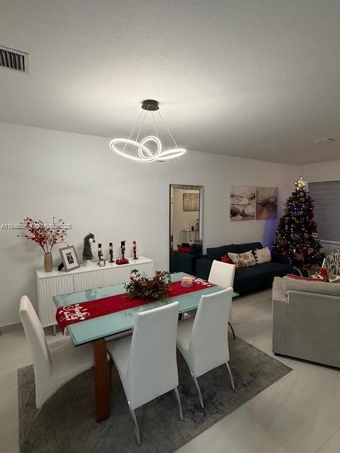 VILLA BELLO - Residential