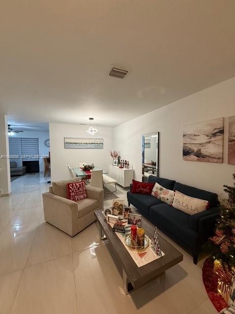 VILLA BELLO - Residential