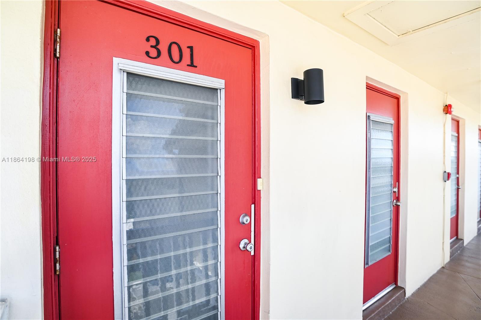 JARRET HALL CONDO - Residential