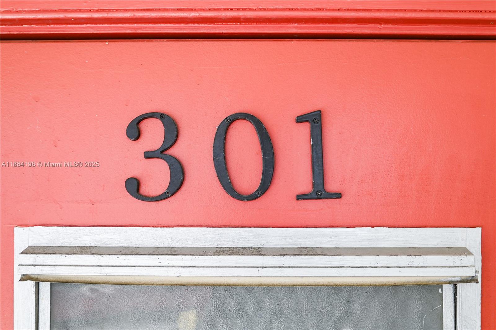 JARRET HALL CONDO - Residential